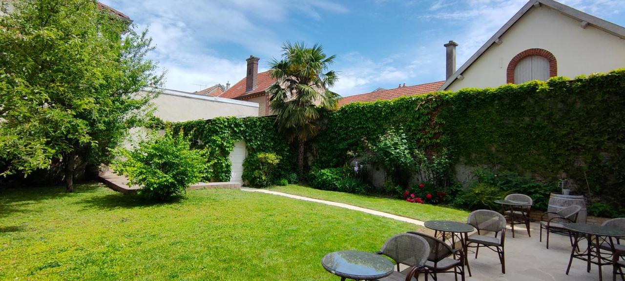 Le Clos D 'Ay Ay-Champagne Exterior photo